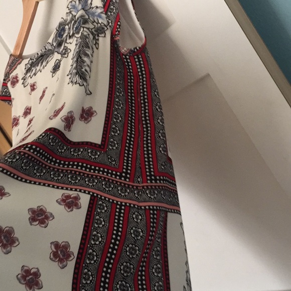 Floral Pattern Dress - Picture 4 of 4